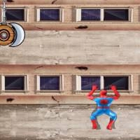 Örümcek Adam Binaya Tırmanış